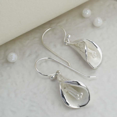 MJ0075E Silver Calla Lily earrings 1