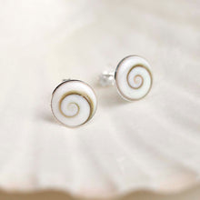 ML743 Sterling Silver Shiva Shell Stud Earrings 2