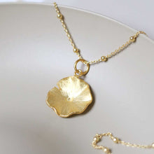 MB152PGL_Gold Plated Sterling Silver Large Lily Pad Necklace_1