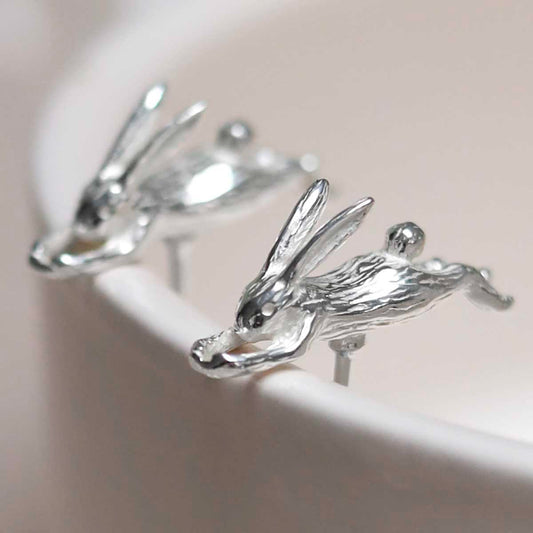 MB197E_Sterling Silver Leaping Hare Stud Earrings_2