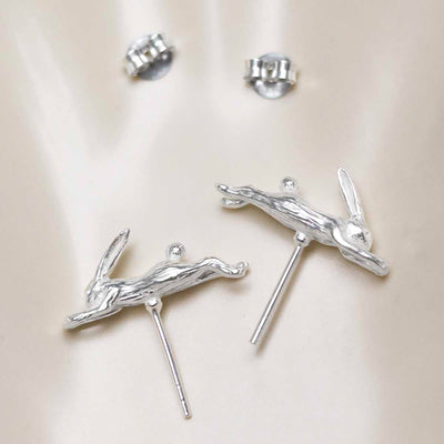 MB197E_Sterling Silver Leaping Hare Stud Earrings_3