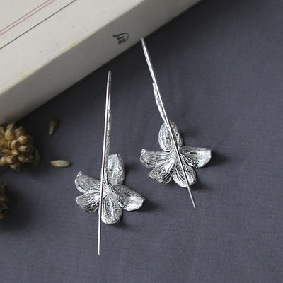 MB201E OVERSIZEDSTERLINGSILVERLILYDROPEARRINGS 006