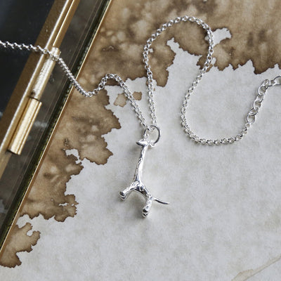 MB202P STERLINGSILVERGIRAFFEPENDANT 006