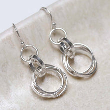 MD312E_Sterling Silver Dangly Russian Rings Earrings_5
