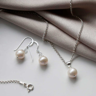 Sterling Silver Round Pearl Pendant Necklace