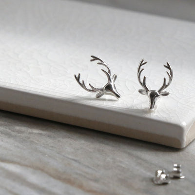 ML857 Sterling Silver Stag Stud Earrings1