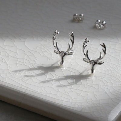 ML857 Sterling Silver Stag Stud Earrings2