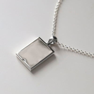 Engravable Sterling Silver and Malachite Necklace