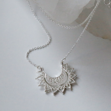 Sterlingsilvermarrakechaffairnecklaceonwhitebackground