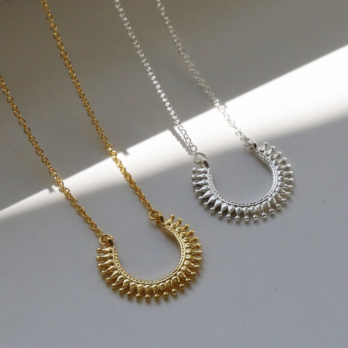 Sterling Silver Marrakech Horseshoe Necklace