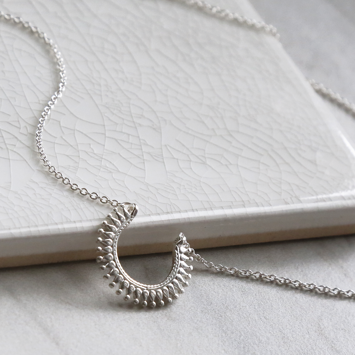 Sterling Silver Marrakech Horseshoe Necklace