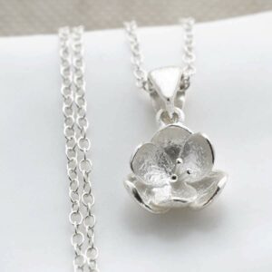 Silver open blossom pendant