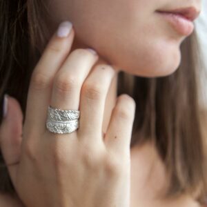 Silver wrap around leaf ring