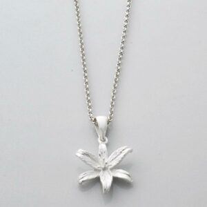 Silver blooming lily flower pendant necklace