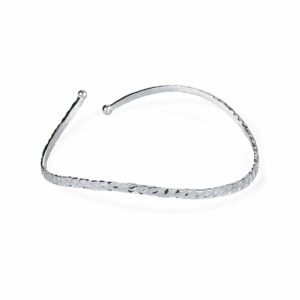 Silver thin scaled bangle