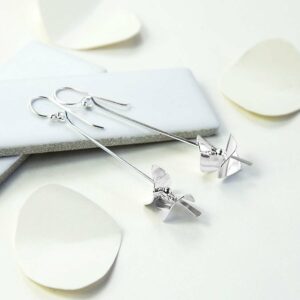 MB140 STERLINGSILVERWONDERLANDFLOWERDROPEARRINGS 002
