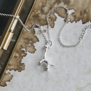 Sterling silver giraffe pendant necklace