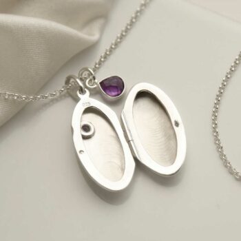 MC156 STERLING SILVER OVAL LOCKET NECKLACE WITH AMETHYST OPEN 3