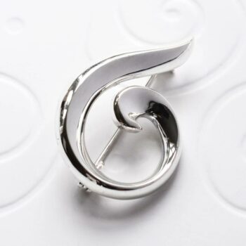 MC179B SPIRALBROOCH 003