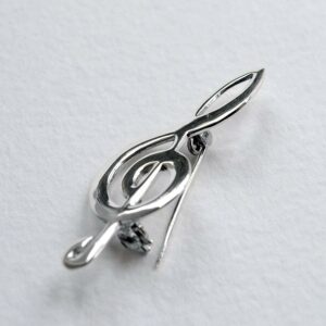 Silver plain treble clef brooch