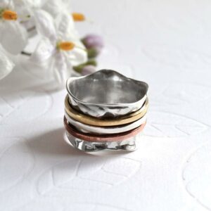 Mixed Metal Triple Scalloped Spinning Ring