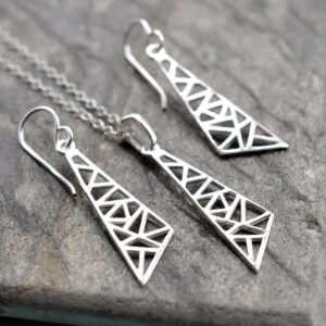 MJ0283S Silver Geometric Drop Triangle Set 1 9bf56dfb 4a12 4c22 8bf1 168ff15f7f5b