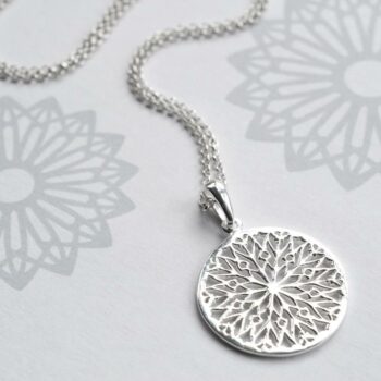 MJ0303N Silver Snowflake Necklace b0fb44eb a75a 44bf afb7 0ab200740872