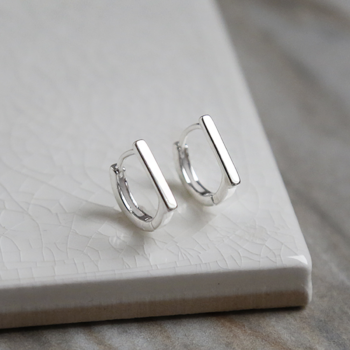 ML912Sterlingsilverstraightedgehuggies1