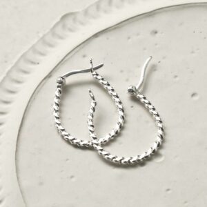 Polished Rope Hoop on detailed plaster background