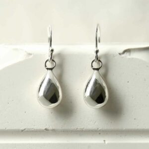 silver teardrop dangly earrings hanging