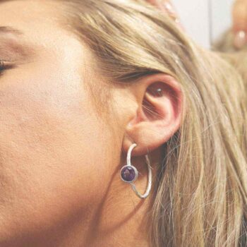 MZB127 AM STERLING SILVER AMETHYST HOOP STUDS MODEL