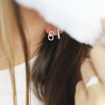 MG004S STERLING SILVER SHORT CURB CHAIN EARRINGS MODEL