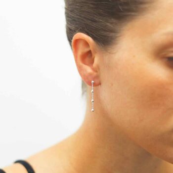 MG010 STERLING SILVER SATELLITE CHAIN EARRINGS MODEL