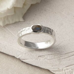 silver hammered labradorite ring upright