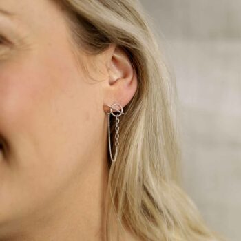 ML803 Sterling Silver Circle and Bar Chain Stud Earrings Model