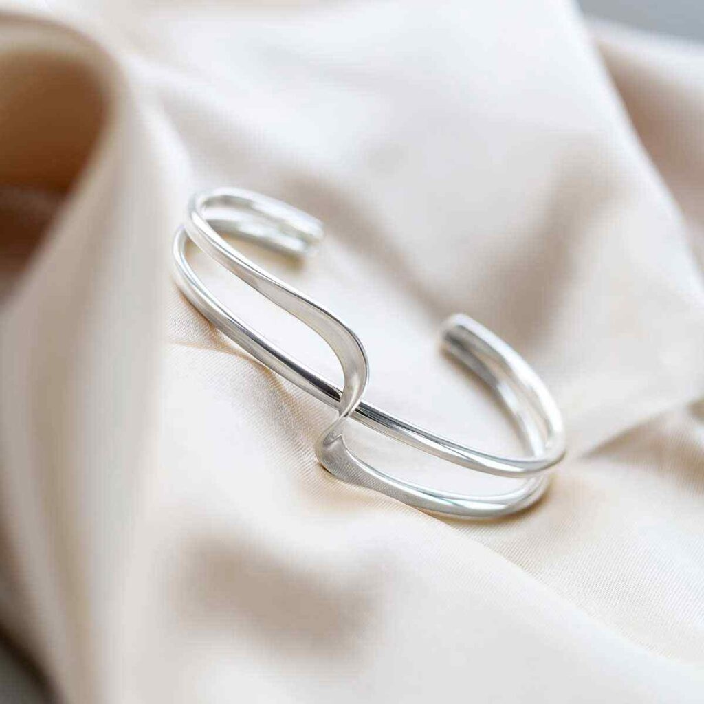 MP08 STERLING SILVER JOURNEY CUFF BANGLE 2