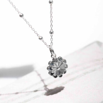 ML994P Sterling Silver Pretty Petals Necklace 1