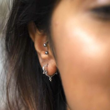ML839 Sterling Silver Lamp Earrings Model